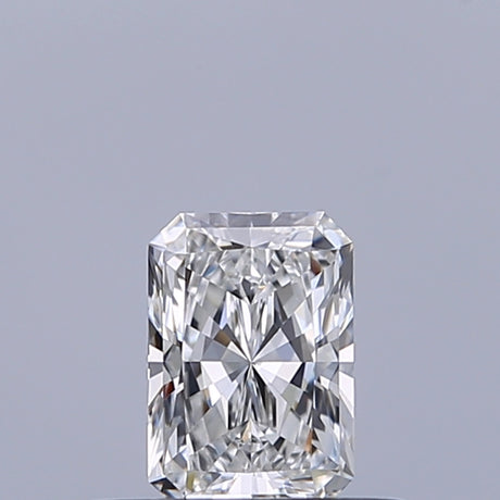 0.31 carat Radiant diamond E IF 