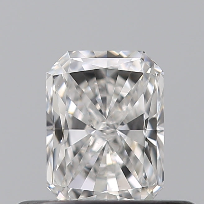 0.40 carat Radiant diamond E  VS1