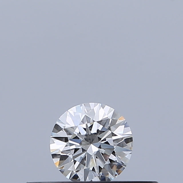 0.18 carat Round diamond E VVS2 Excellent
