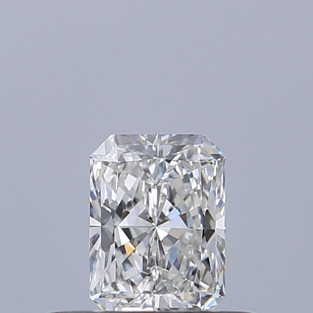 0.30 carat Radiant diamond F IF 