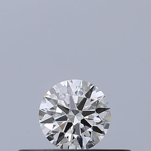 0.19 carat Round diamond E VVS2 Excellent