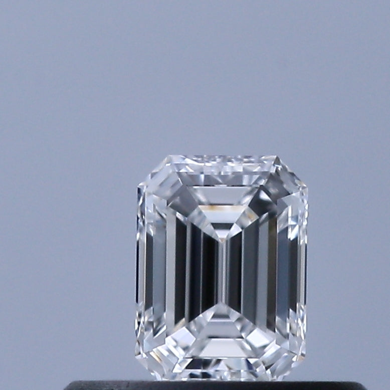0.30 carat Emerald diamond D VVS1 