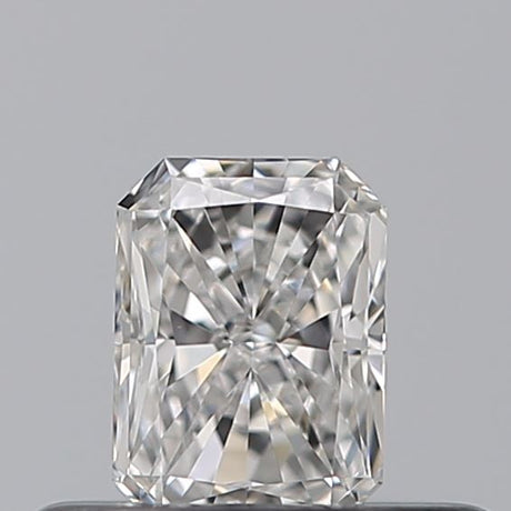 0.28 carat Radiant diamond E VVS2 