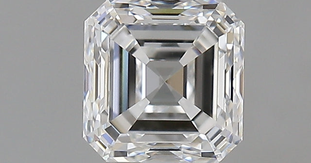 1.00 carat Emerald diamond E VVS2 