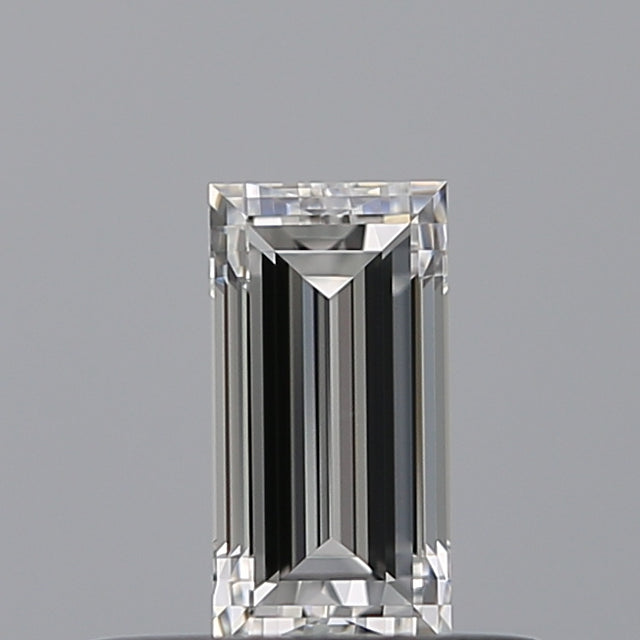 0.32 carat Baguette diamond E VVS1 