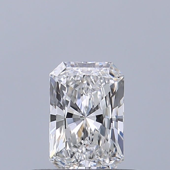 0.33 carat Radiant diamond D VVS1 