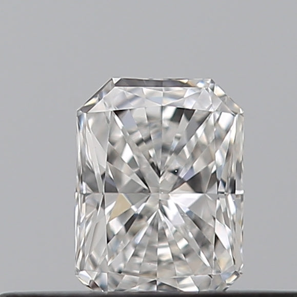 0.23 carat Radiant diamond E  VVS2