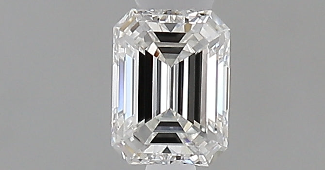 0.24 carat Emerald diamond F VS1 