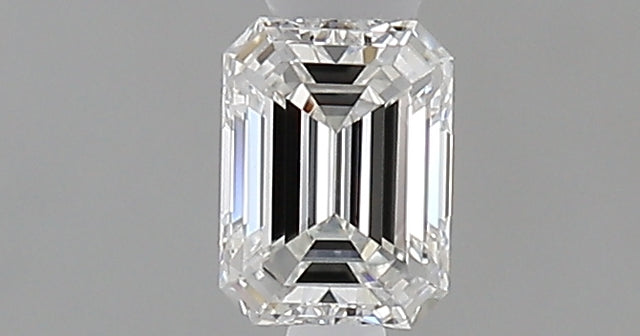 0.24 carat Emerald diamond F VS1 