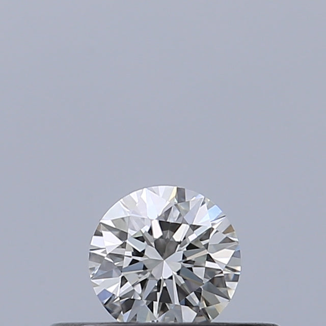0.18 carat Round diamond F IF Excellent