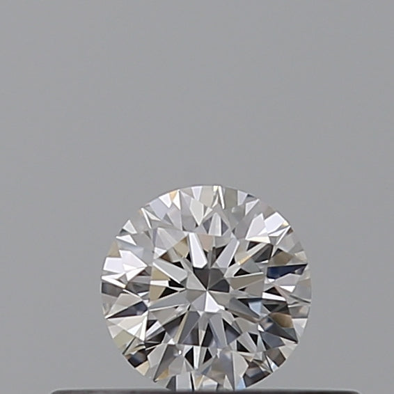 0.18 carat Round diamond E  VVS2 Excellent