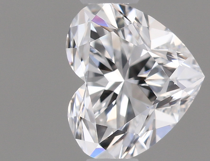 0.40 carat Heart diamond E VS1 