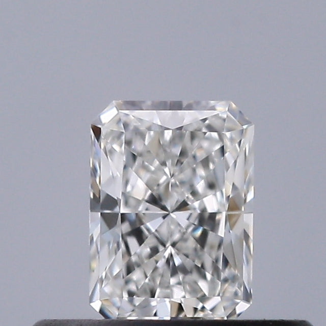 0.31 carat Radiant diamond F VVS1 