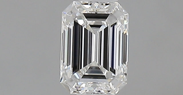 0.34 carat Emerald diamond F  VVS2 