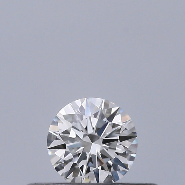 0.19 carat Round diamond E VVS2 Excellent