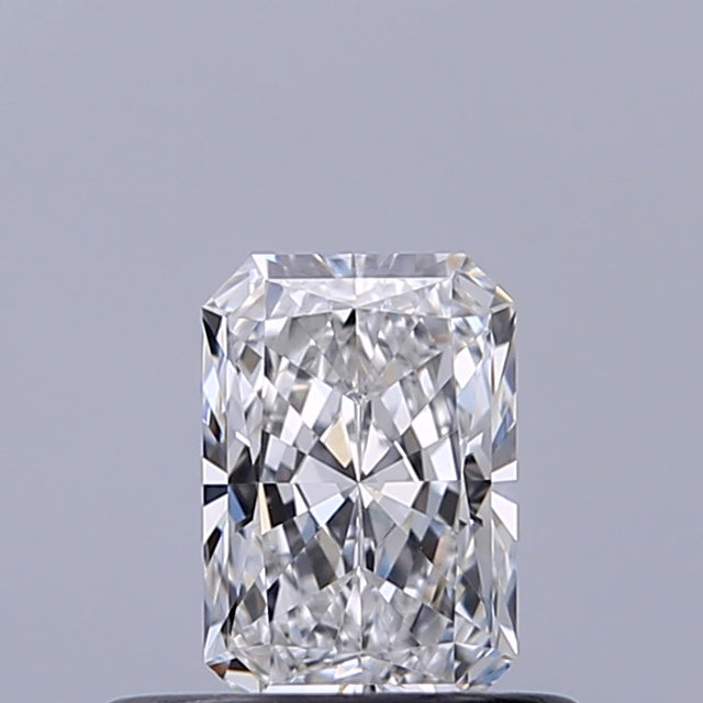 0.38 carat Radiant diamond D VVS2 