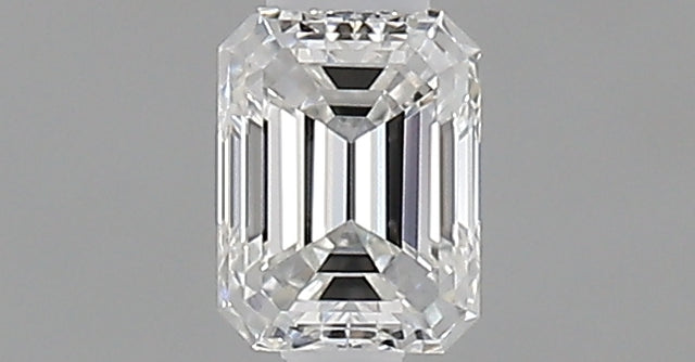 0.25 carat Emerald diamond F VS2 