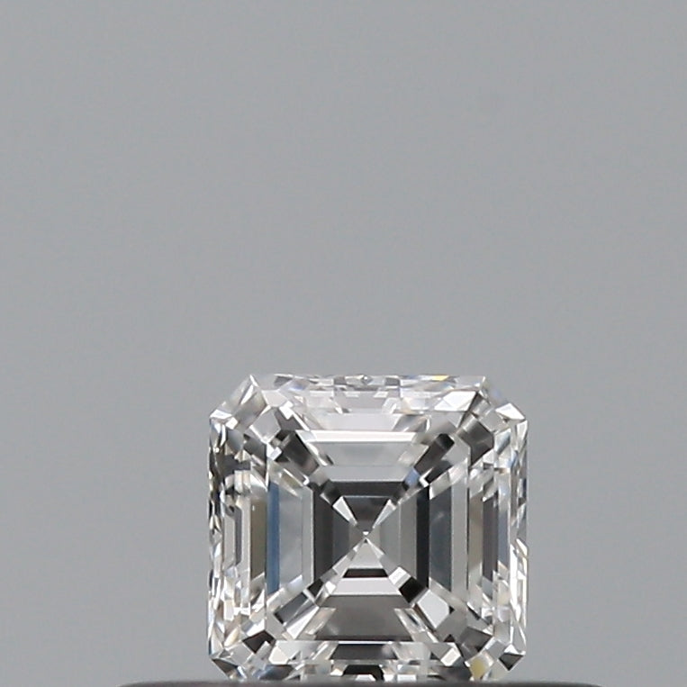 0.23 carat Emerald diamond E  VS1