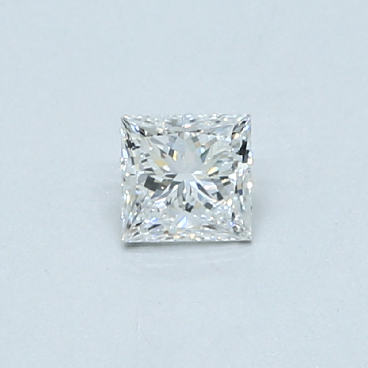 0.27 carat Princess diamond D  VS2