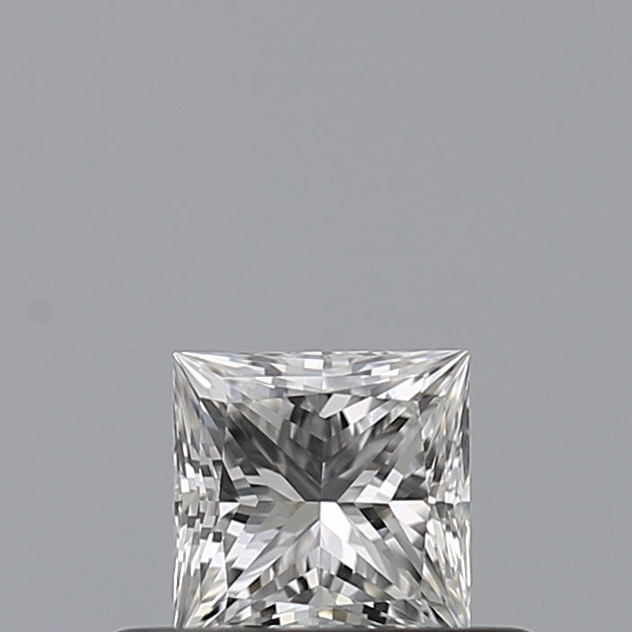 0.32 carat Princess diamond G  VVS1 