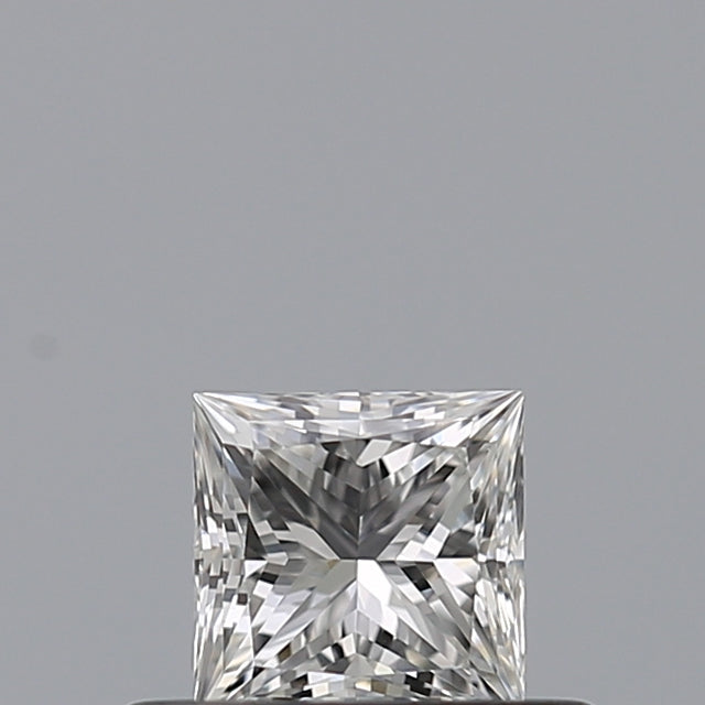 0.32 carat Princess diamond G  VVS1 