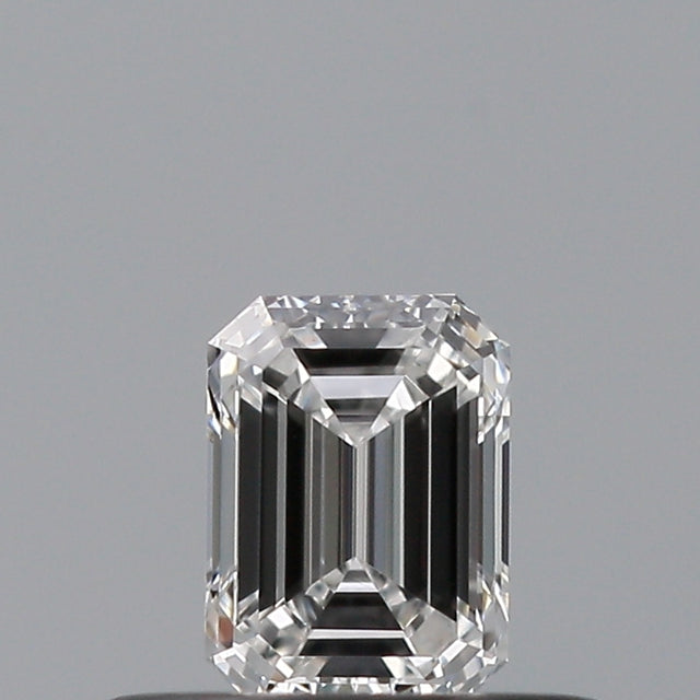 0.30 carat Emerald diamond E VS1 