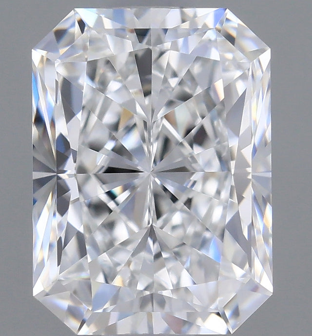 1.00 carat Radiant diamond E VS2 