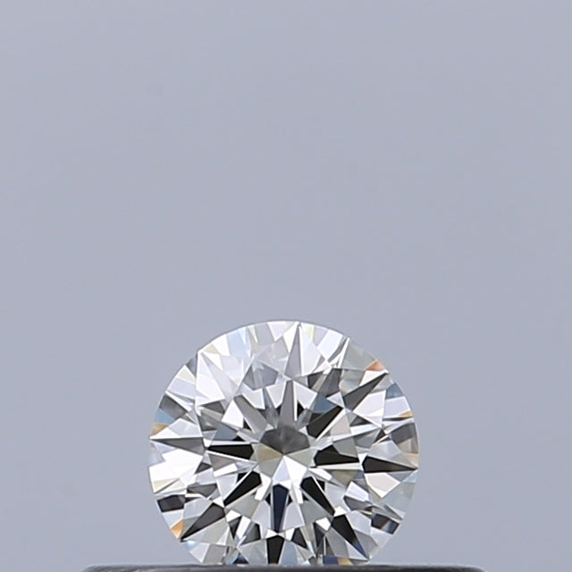 0.18 carat Round diamond E VVS1 Excellent