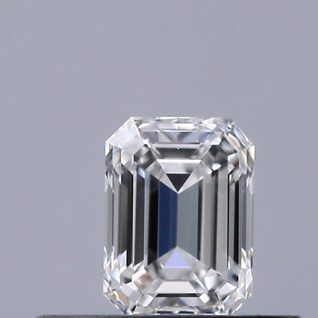 0.30 carat Emerald diamond E VVS2 
