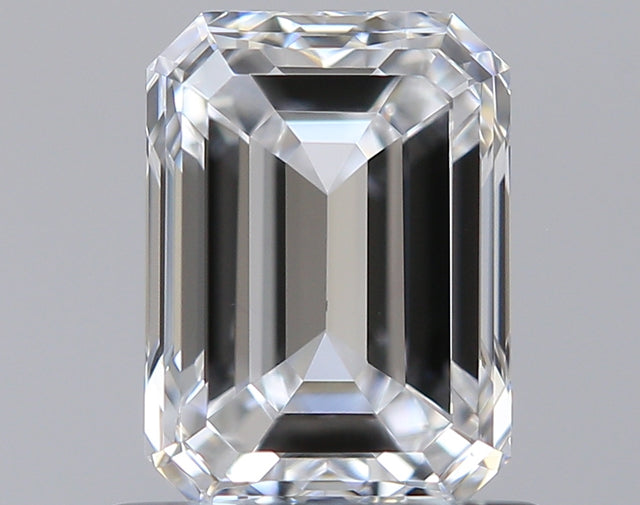 0.90 carat Emerald diamond E VS1 
