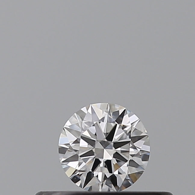 0.18 carat Round diamond E  VVS2 Excellent