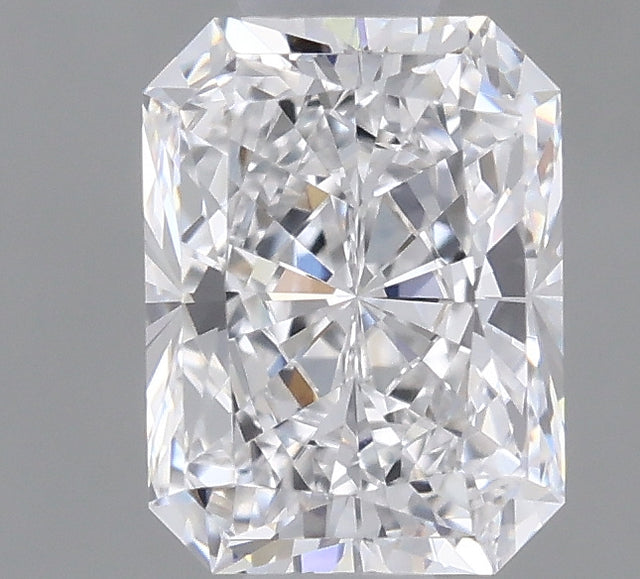 0.70 carat Radiant diamond F VVS2 