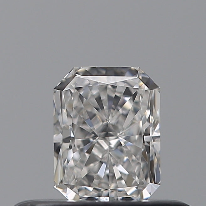 0.30 carat Radiant diamond E  VVS1