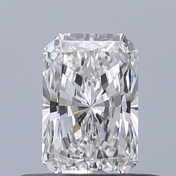 0.41 carat Radiant diamond E VVS2 