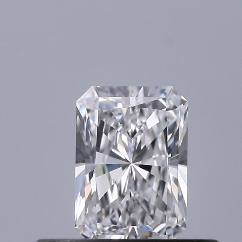 0.35 carat Radiant diamond D VVS1 