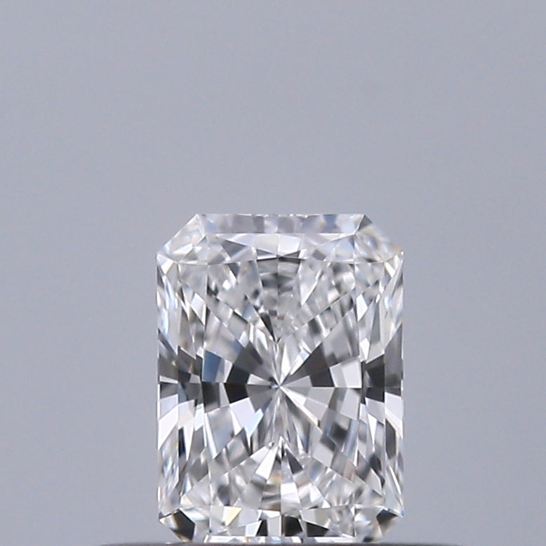 0.30 carat Radiant diamond D VVS1 