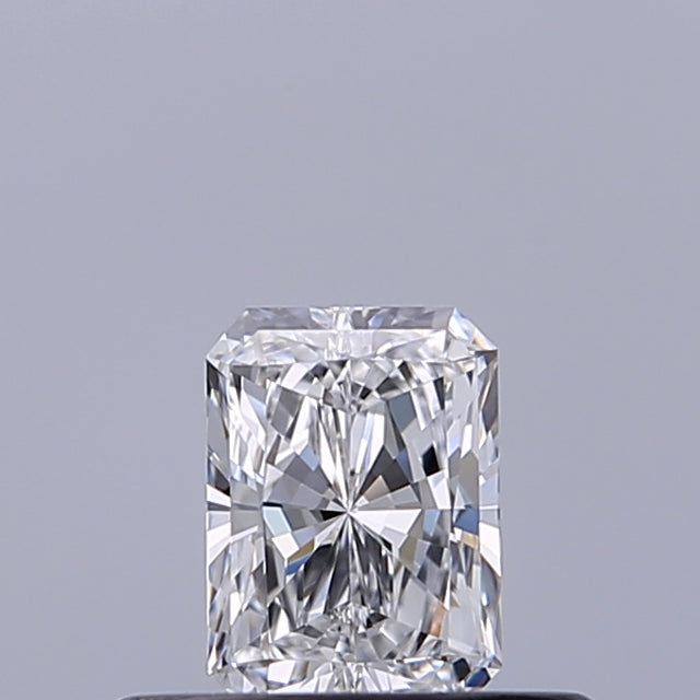 0.31 carat Radiant diamond D IF 