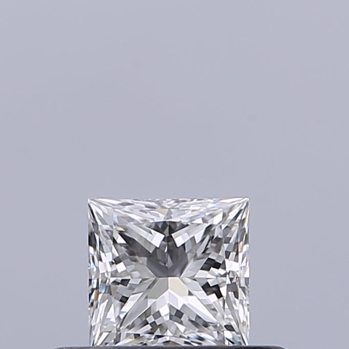 0.31 carat Princess diamond E VVS1 