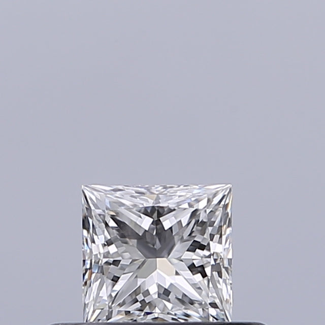 0.31 carat Princess diamond E VVS1 