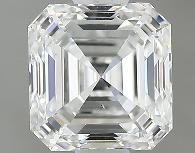 0.81 carat Asscher diamond E VS2 