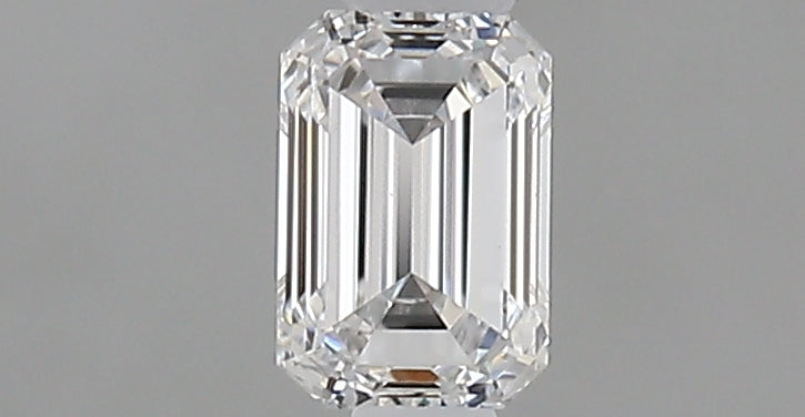 0.30 carat Emerald diamond D  VVS2