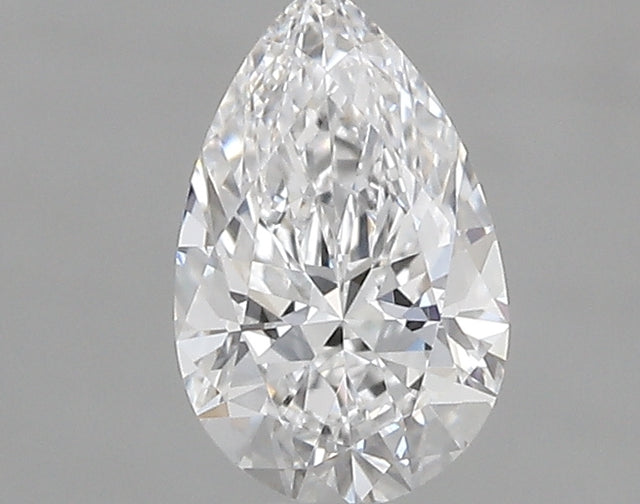 0.50 carat Pear diamond D VVS2 