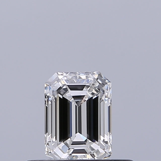 0.32 carat Emerald diamond E VVS2 