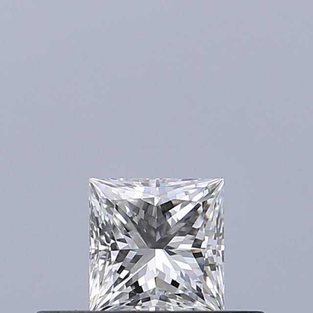 0.24 carat Princess diamond E VVS1 