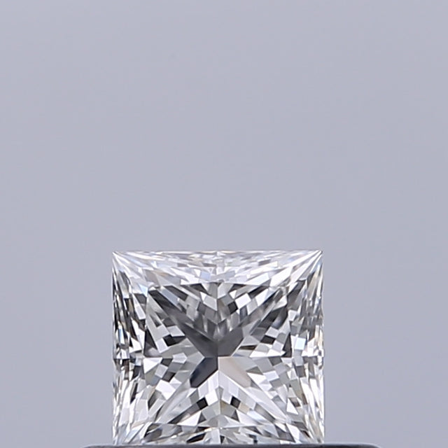 0.32 carat Princess diamond E VVS1 