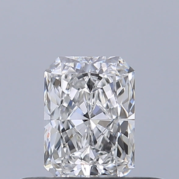 0.30 carat Radiant diamond D VVS1 