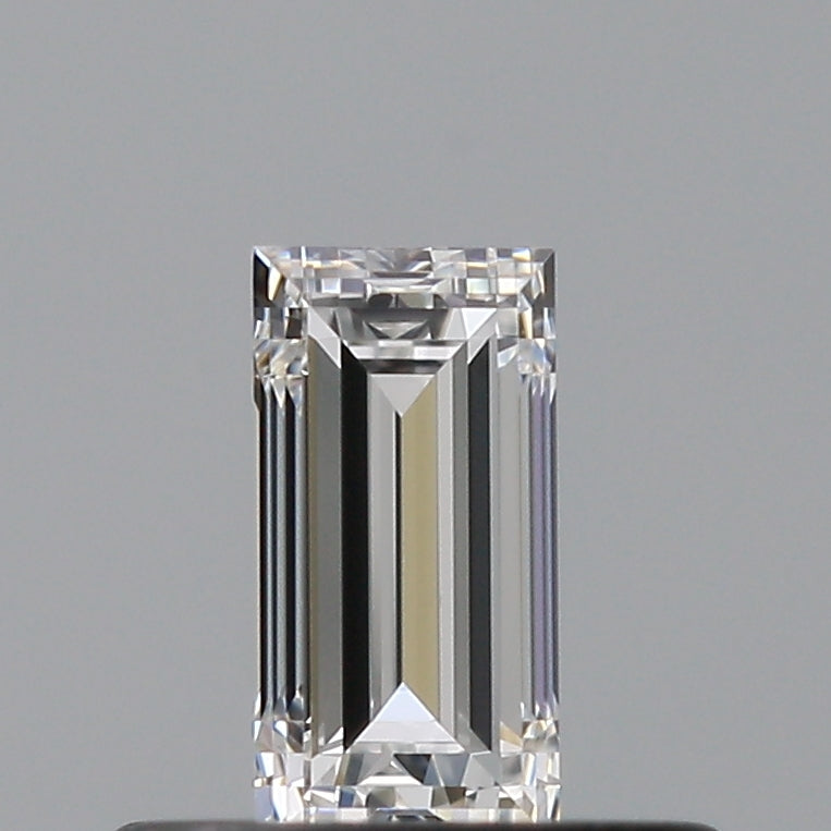 0.32 carat Baguette diamond E  VVS1