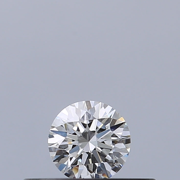 0.18 carat Round diamond E IF Excellent