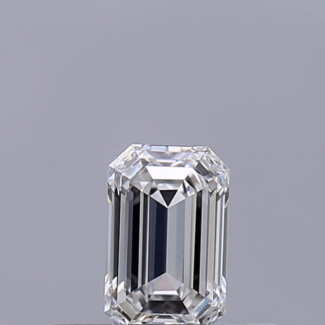 0.27 carat Emerald diamond E VVS2 