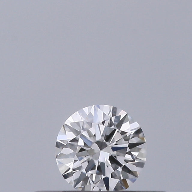 0.18 carat Round diamond D VVS1 Excellent